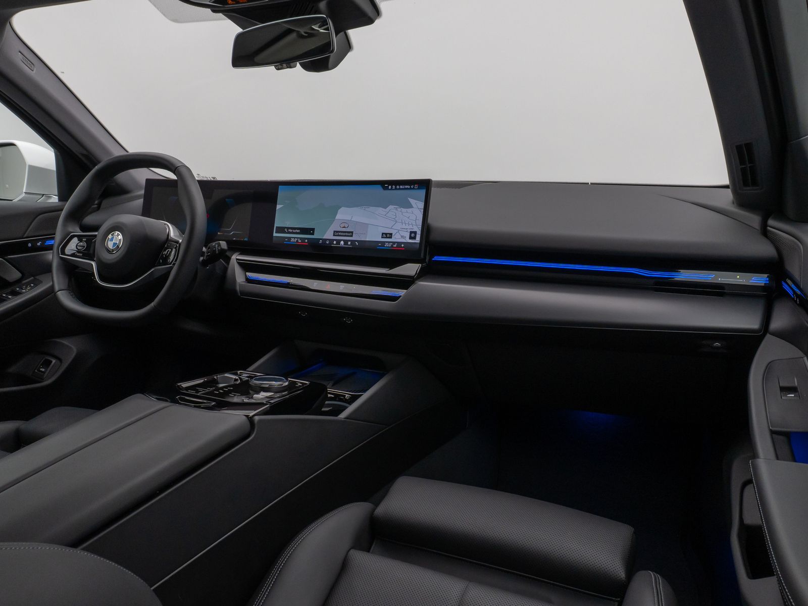 Fahrzeugabbildung BMW 520d Kamera DAB Alarm DrivingAssist Leder Sport