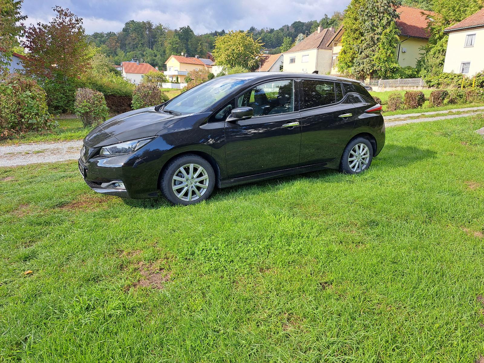 Nissan Leaf N-Connecta 39kWh 150PS Elektro AT