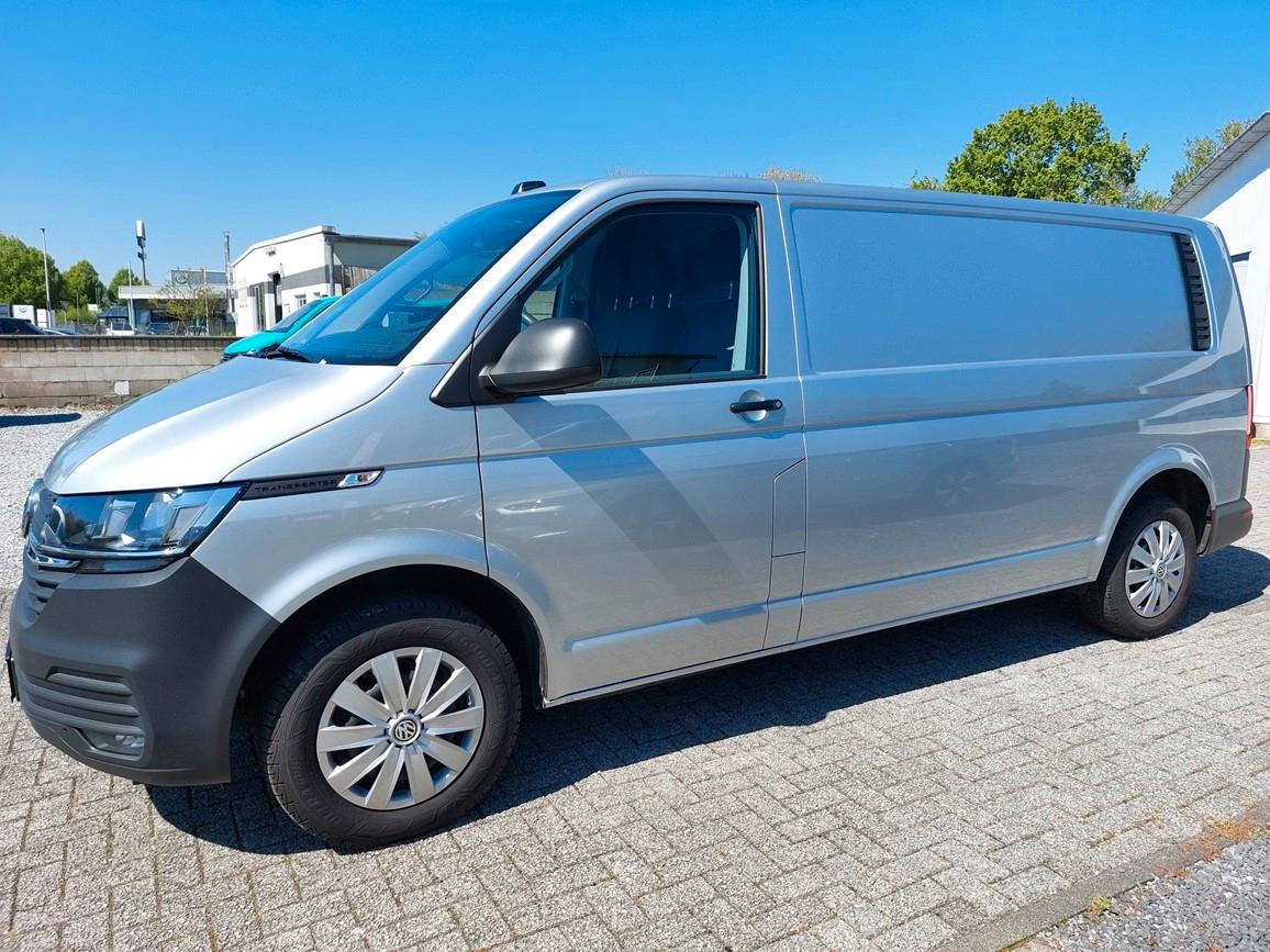 Volkswagen T6.1 TRANSPORTER LANG - DSG - NAVI - KLIMA - AHK