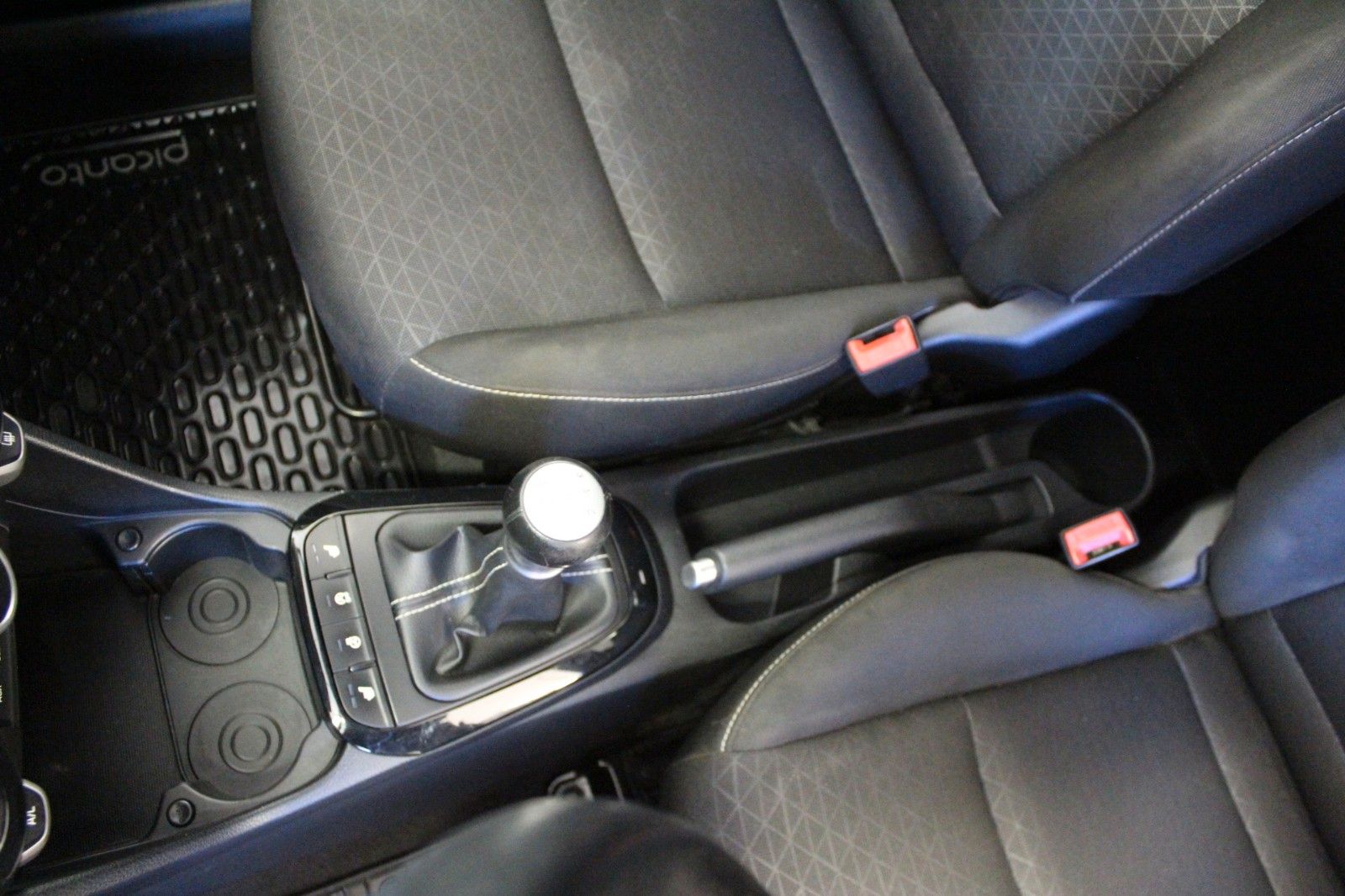 Fahrzeugabbildung Kia Picanto 1.0 Dream-Team Edition