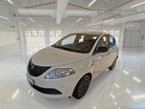 Lancia LANCIA YPSILON 1.0 FireFly 70cv Hybrid Oro 5 POR - Lancia Ypsilon Oro mit Hybrid-Antrieb (Benzin/Elektro)