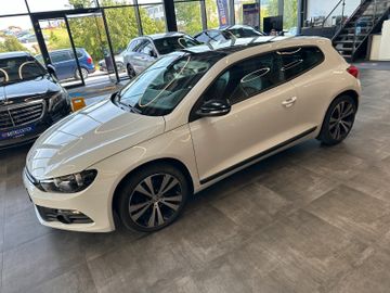 Volkswagen Scirocco *PANORAMA*NAVI*PDC*KLIMA*2-ZONEN*