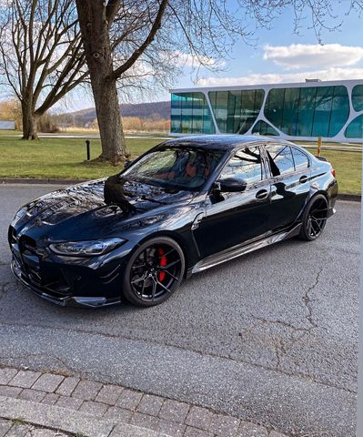 BMW M3 Competition Grail Yido Carbon Schale