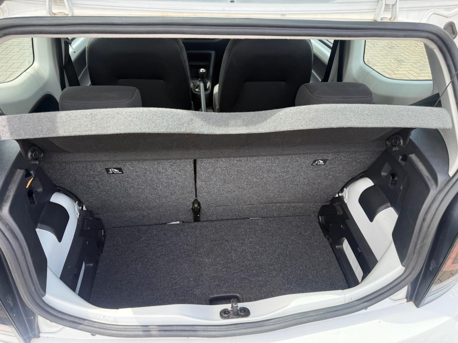 Volkswagen Up move up! 1.0 MPI 48kW 5-Gang 2 Türen *KLIMA*, миниатюра 10