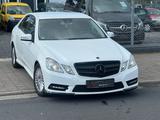 Mercedes-Benz E 200 E -Klasse Lim. E 200 CGI BlueEfficiency - Mercedes-Benz E 200 in Frankfurt (Main)