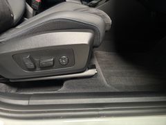 Fahrzeugabbildung BMW 218i Active Tourer M Sport -- Pano/ eSitze/ HiFi