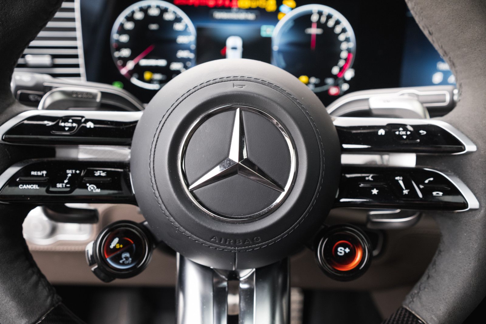 Fahrzeugabbildung Mercedes-Benz GLE 53 AMG-Hybrid-Premium-Plus-Manufaktur Paket