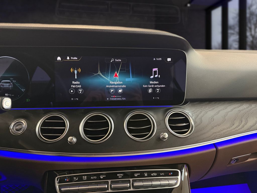 Mercedes-Benz E 300 - Bild 14