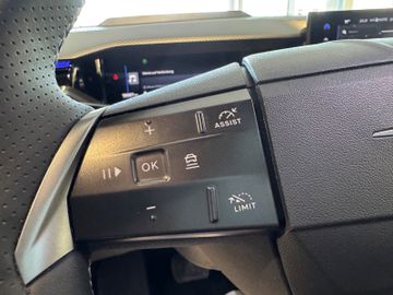 Bild 18 Opel Grandland (X) Grandland Hybrid 107 kW GS eDCT AHK Panoramadach