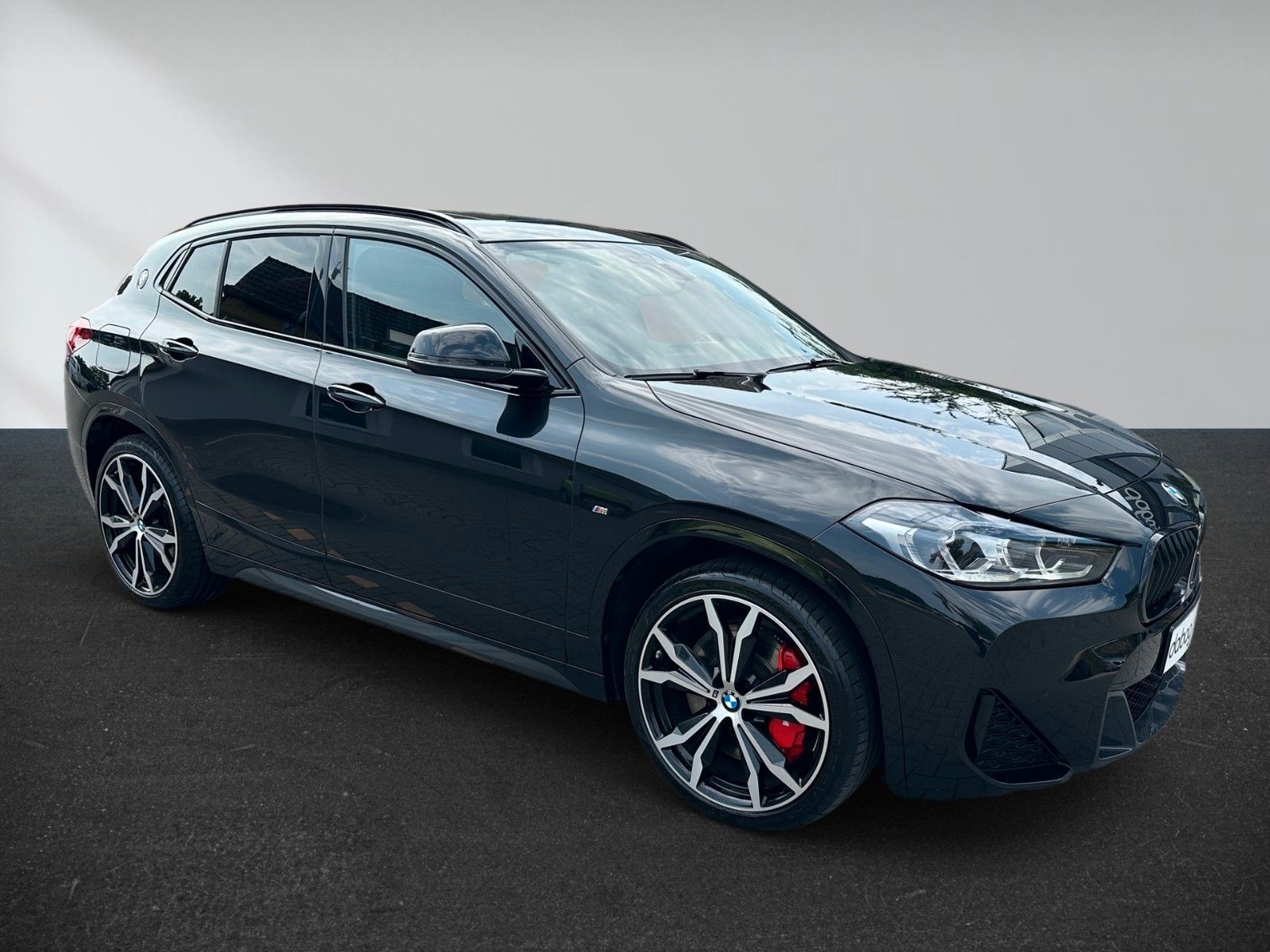 BMW X2 xDrive 20 i M Sport – Bild 2