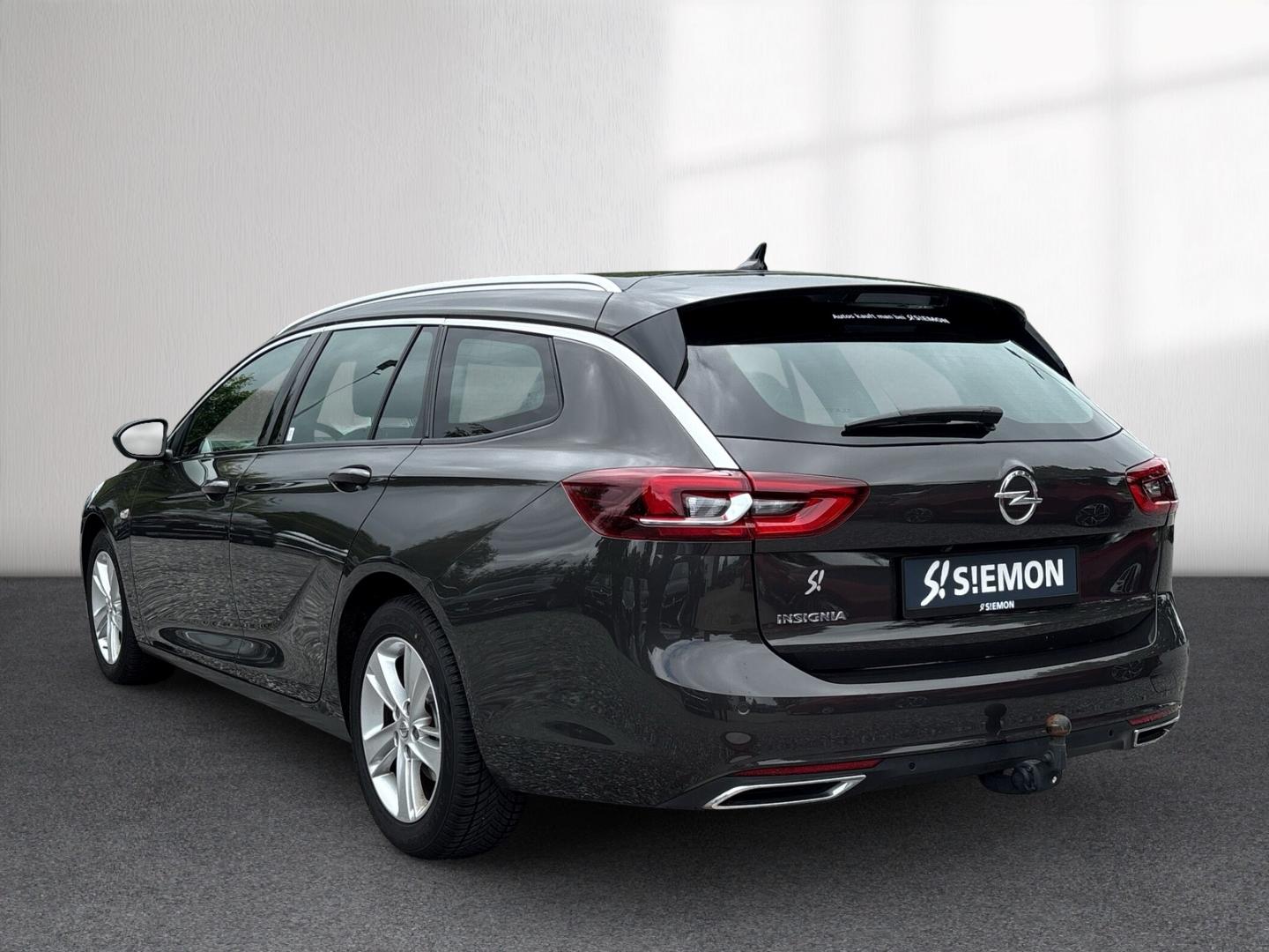 Opel Insignia B Sports Tourer Elegance 2.0 D AHK Pano