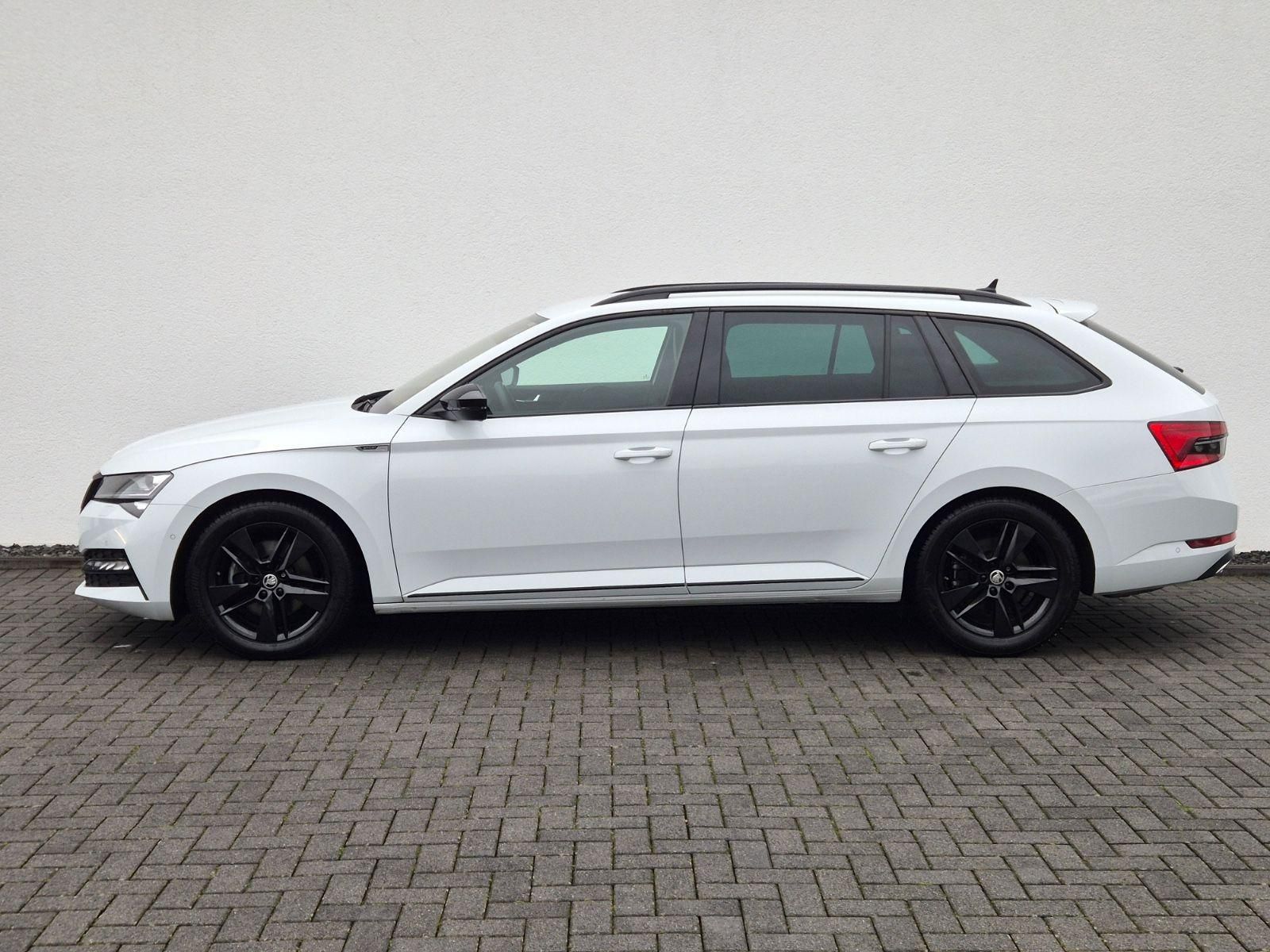 Skoda Superb Combi Sportline 2.0 TSI DSG / / 1.HAND // foto 8