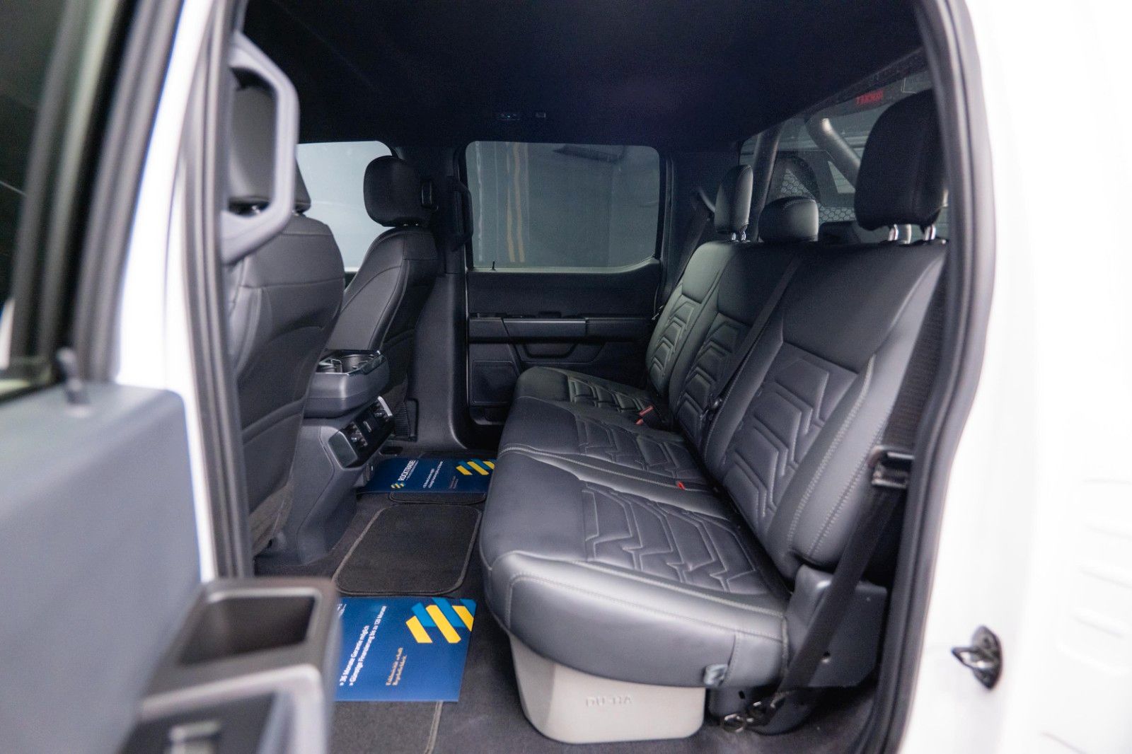 Fahrzeugabbildung Ford F150 5.0L V8 4x4 Offroad SuperCrew RAPTOR 19%