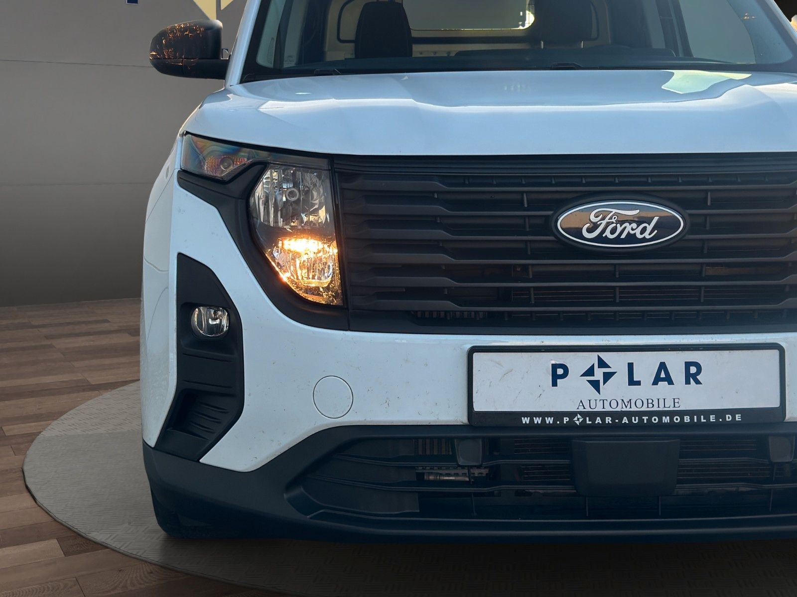 Fahrzeugabbildung Ford Transit Courier Allwetter/Tempomat/MwSt