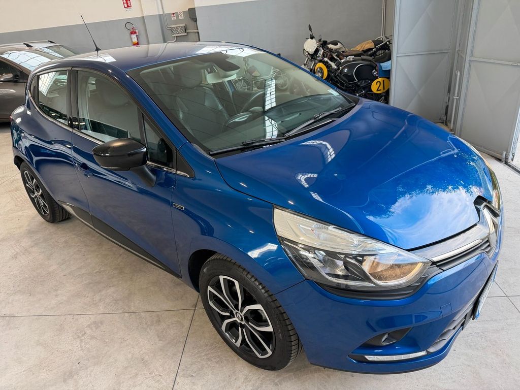 Image of Renault Clio