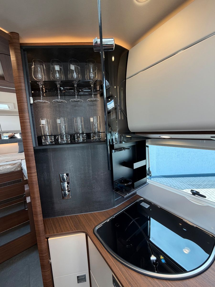 Fahrzeugabbildung Carthago chic c-line I 4.9 LE
