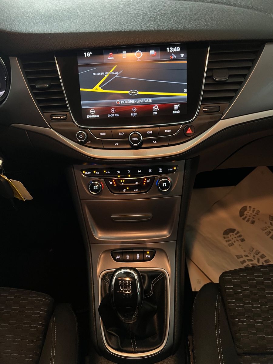 Fahrzeugabbildung Opel Astra K Sports Tourer Business *SONDERLACK*LED*