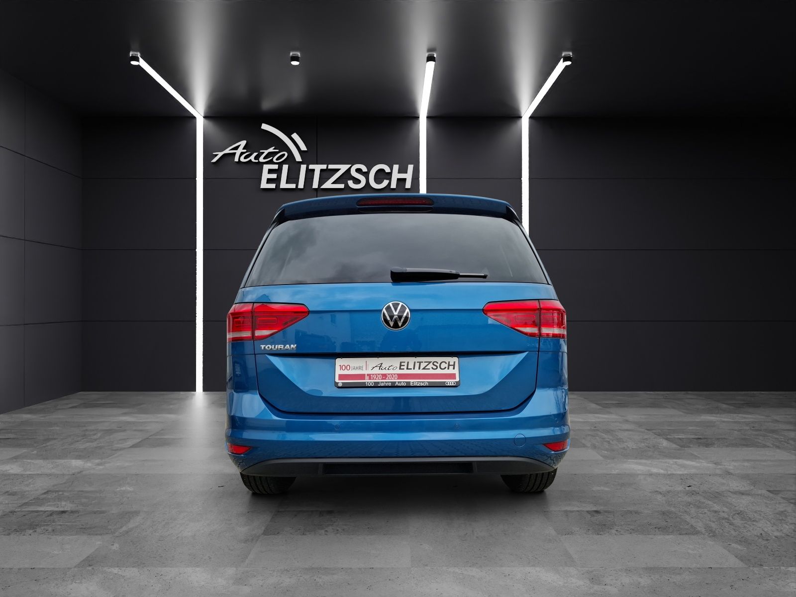 Fahrzeugabbildung Volkswagen Touran TSI Highline AHK ACC LED Navi PDC SH
