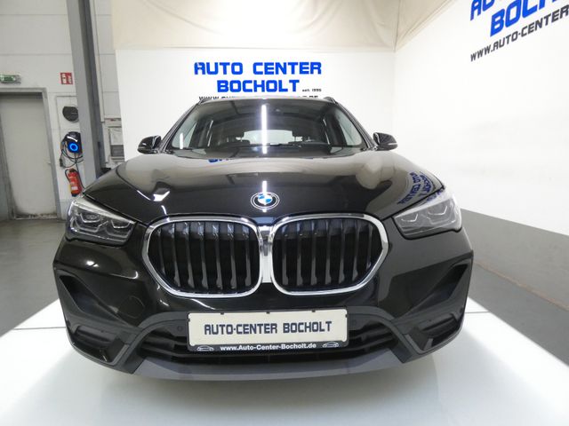 BMW X1 sDrive 18 d Advantage*Aut*Navi*Panorama*LED