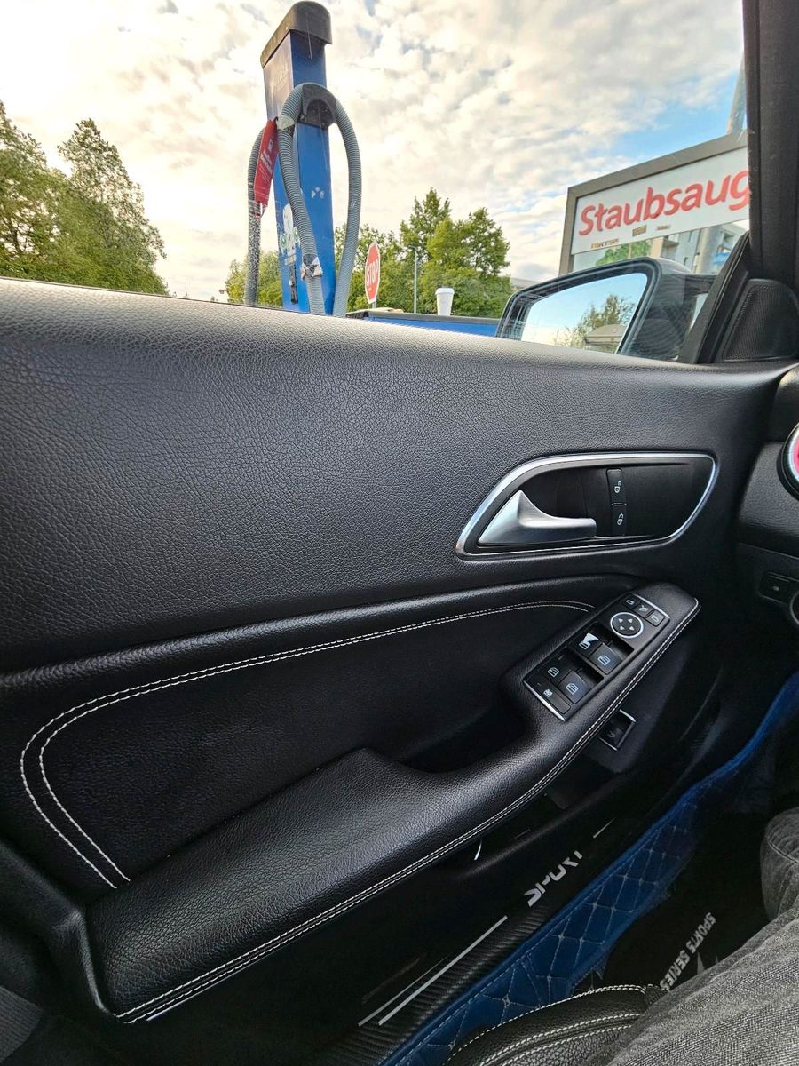 MERCEDES-BENZ luckeiwaldi