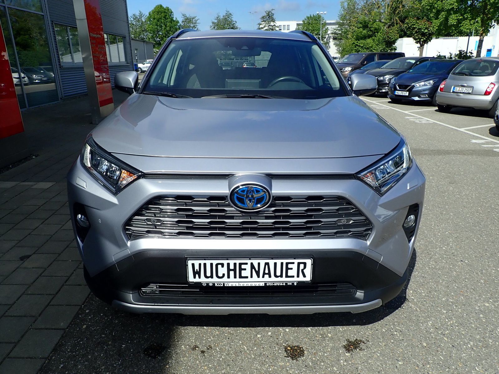 Fahrzeugabbildung Toyota RAV 4 Hybrid 4x2 Team Deutschland/AHK/KAMERA