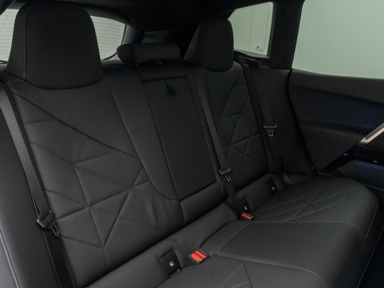 Fahrzeugabbildung BMW iX xD40 Sport SkyLounge 360°DAB H/K AHK 22Zoll