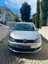 Volkswagen Sharan 2.0 TDI SCR DSG Comfortline Comfortline - VW Sharan Gebrauchtwagen in Frankfurt