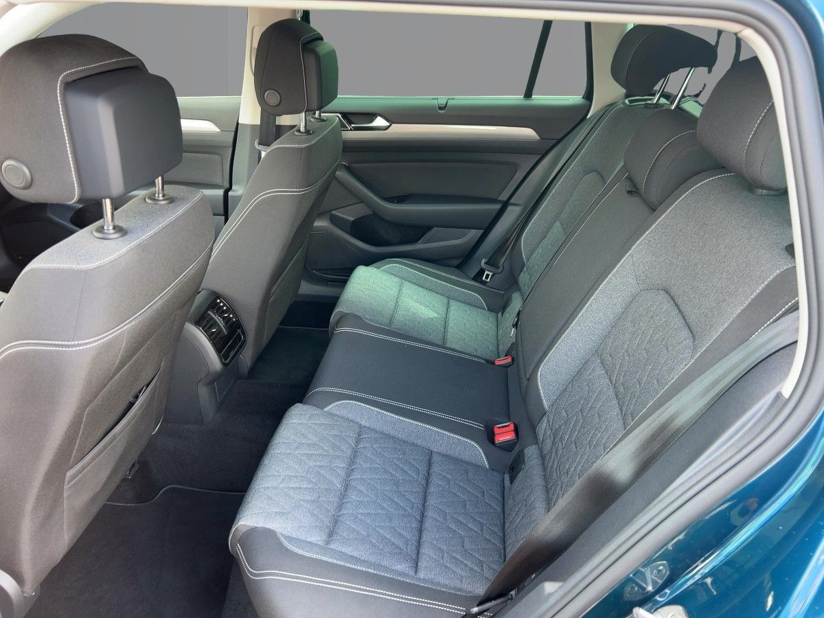 Volkswagen Passat Variant - Bild 10