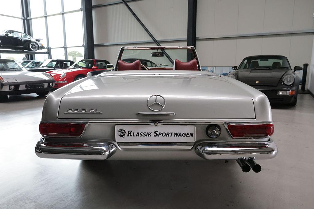 Mercedes-Benz SL 230