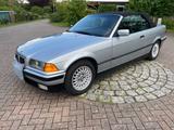 BMW 325 325i E36 Cabrio - BMW 325: E36 325i