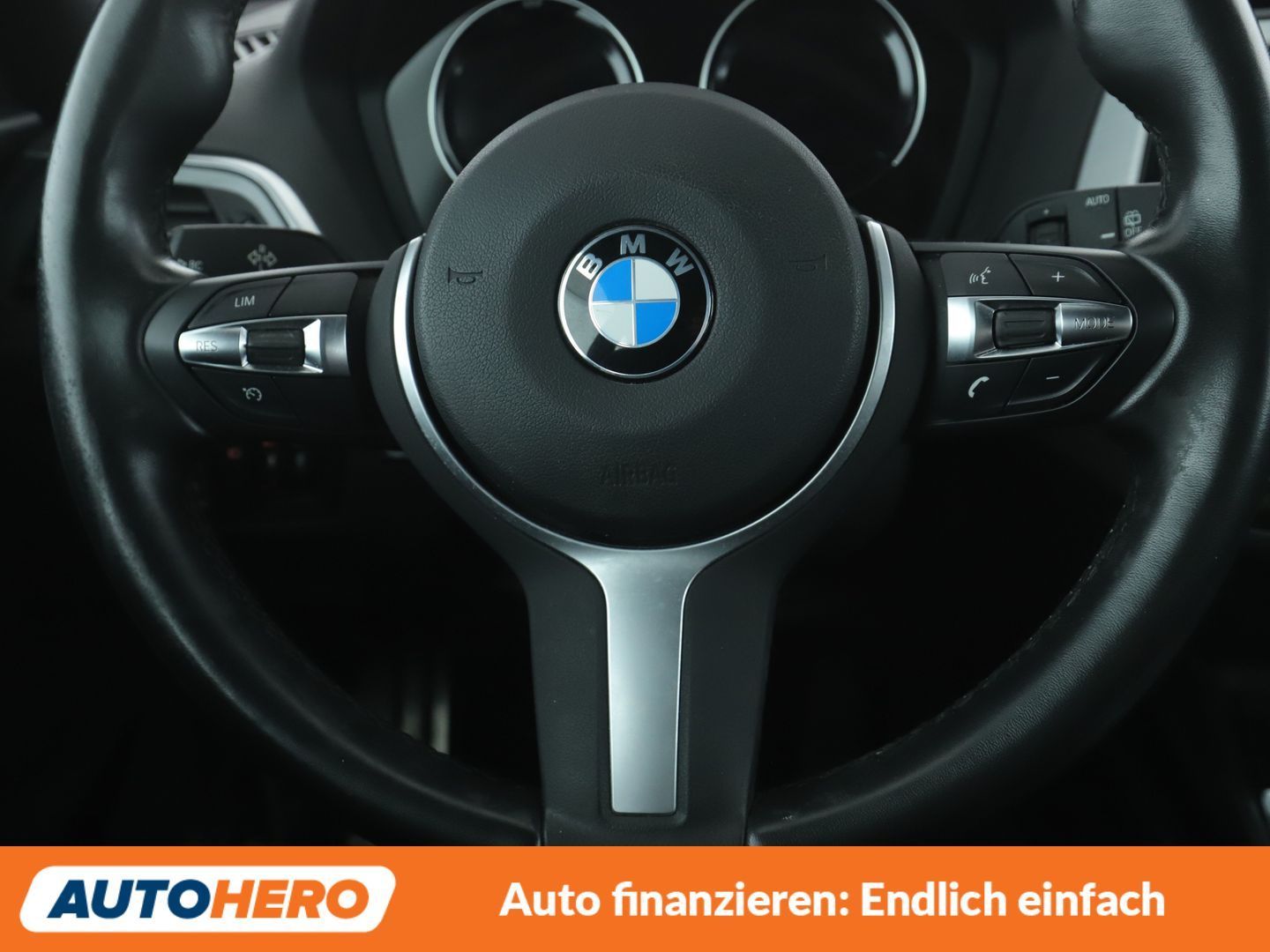 BMW 120i Edition M Sport Shadow Aut. NAVI LED TEMPO foto 19