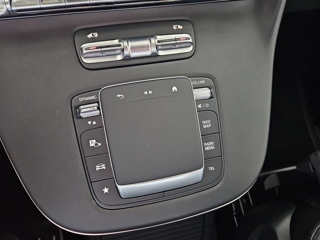 Fahrzeugabbildung Mercedes-Benz V 300 AVG extralang 8 Sitze STHZ ele.ST AMGFront
