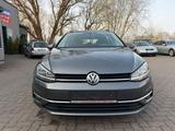 Volkswagen Golf VII Variant AHK°AUTOM°SZHG°TEMPOM°MFLR°SH! - Volkswagen Gebrauchtwagen in Neumünster