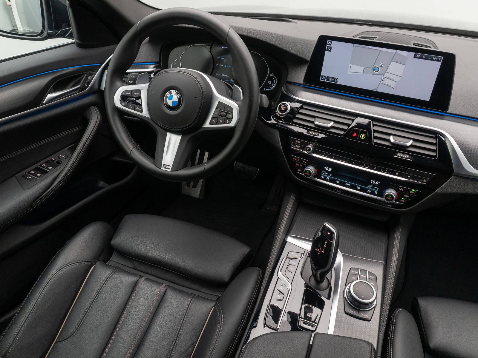 Fahrzeugabbildung BMW 530e M Sport 360° Laser DAB Komfort HUD 19Zoll