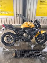 Yamaha XJ6 - YAMAHA 2011 XJ6
