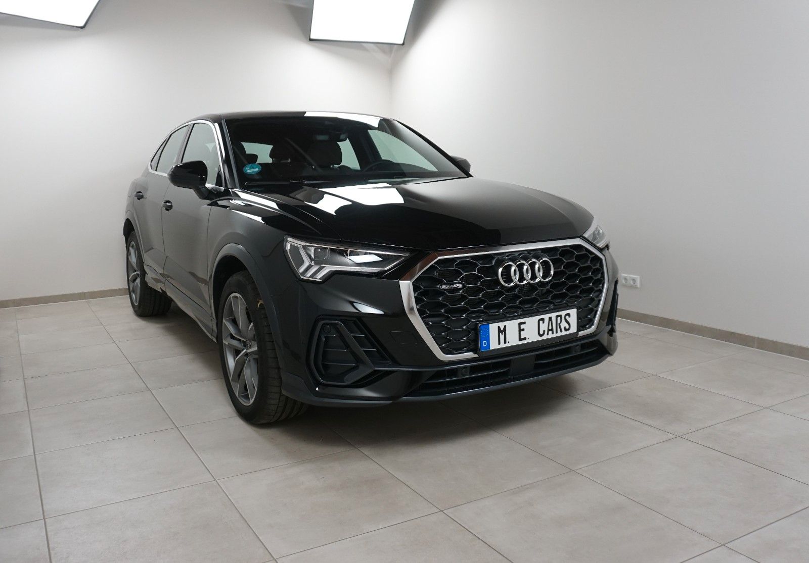Audi Q3 Sportback 40 TFSI quattro ACC PANO S-LINE foto 3