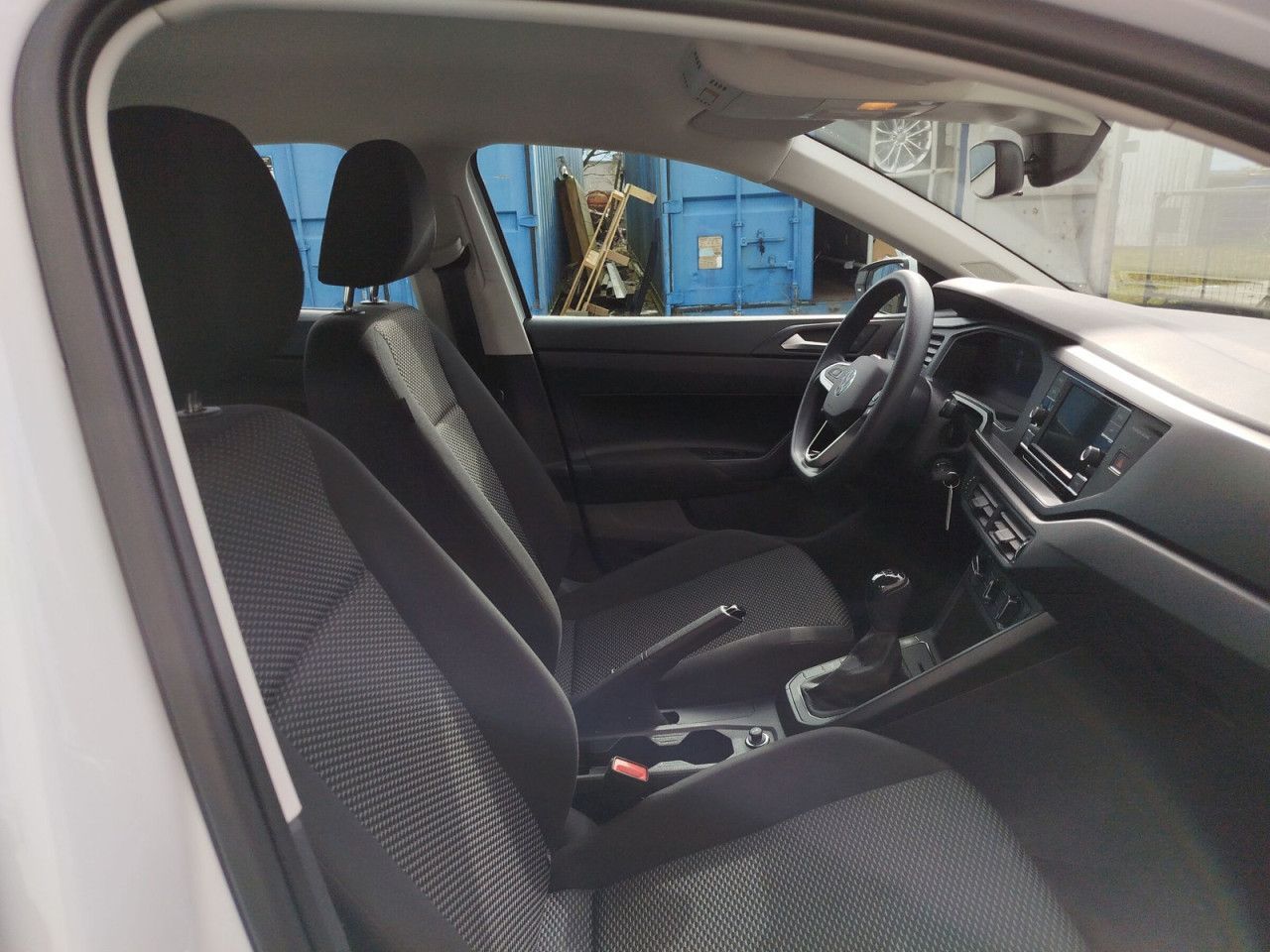 Fahrzeugabbildung Volkswagen Polo Basis-Modell 1.0 59 kW 5-Gang