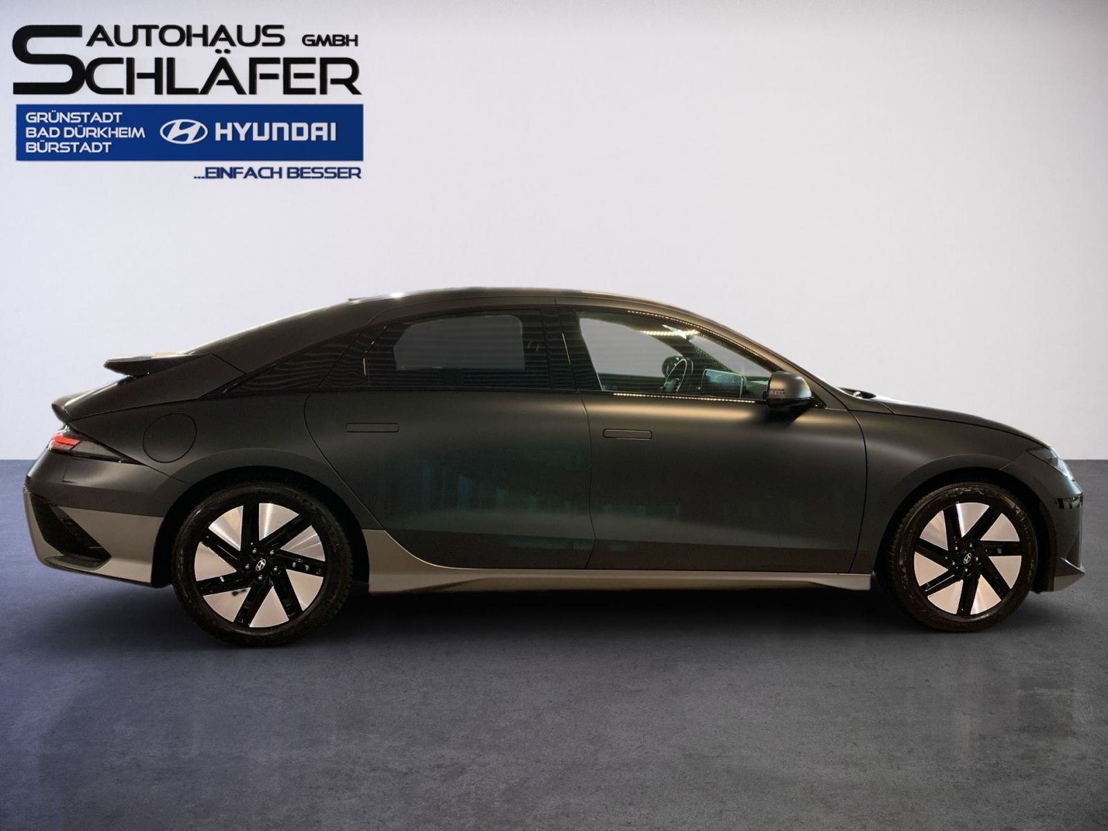 Fahrzeugabbildung Hyundai IONIQ 6 Techniq Elektro 4WD 77,4 kWh