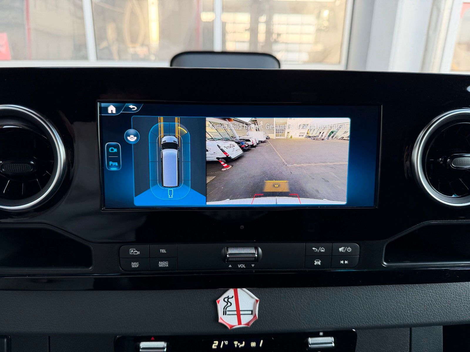 Fahrzeugabbildung Mercedes-Benz Sprinter 317 CDI Frischdienst Fahr-/Standkühlung