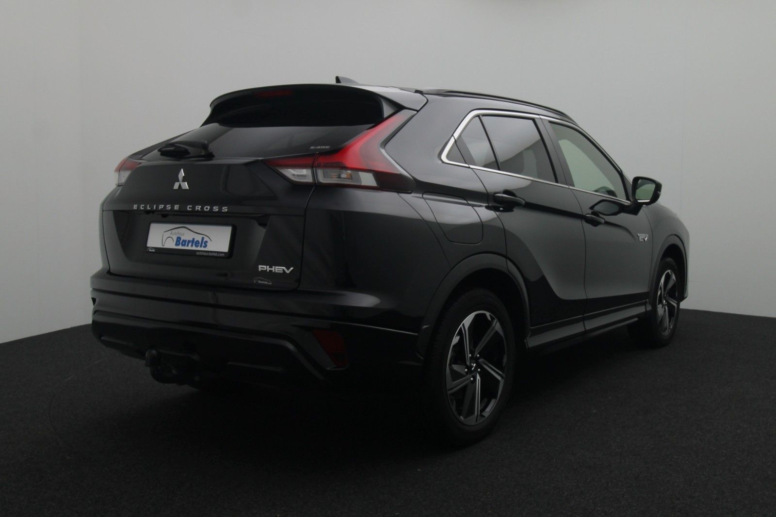 Fahrzeugabbildung Mitsubishi Eclipse Cross 2.4 Plus Select Hybrid