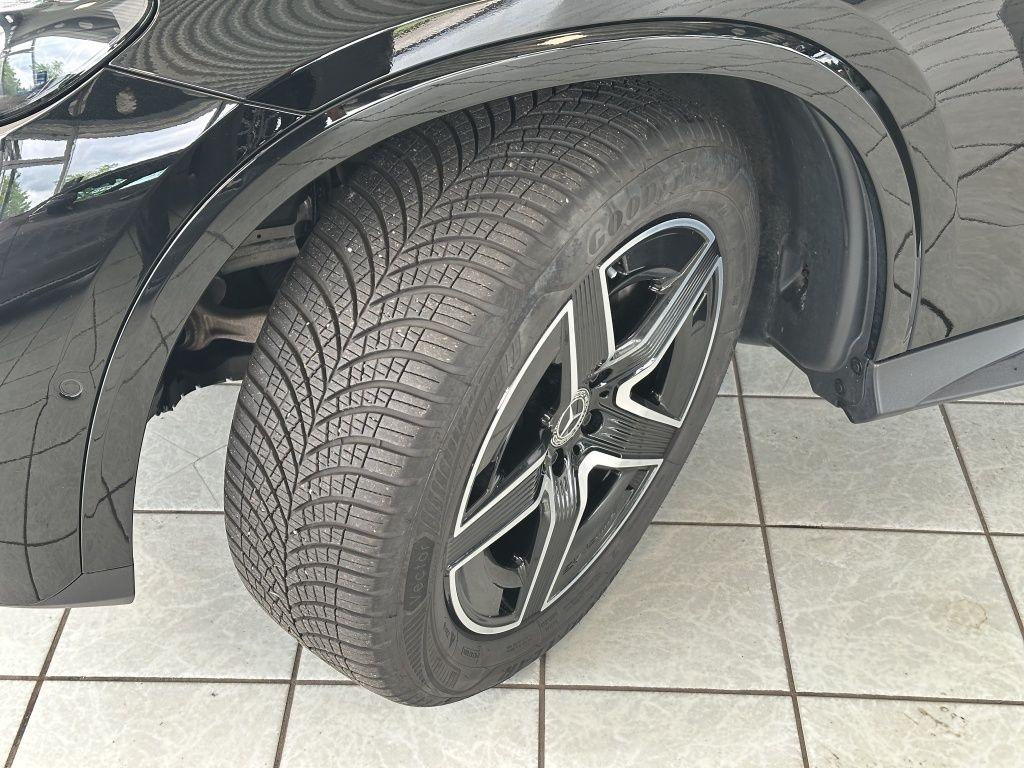 Fahrzeugabbildung Mercedes-Benz GLC 200 4MATIC Coupé AMG Line*NightPaket*Carplay