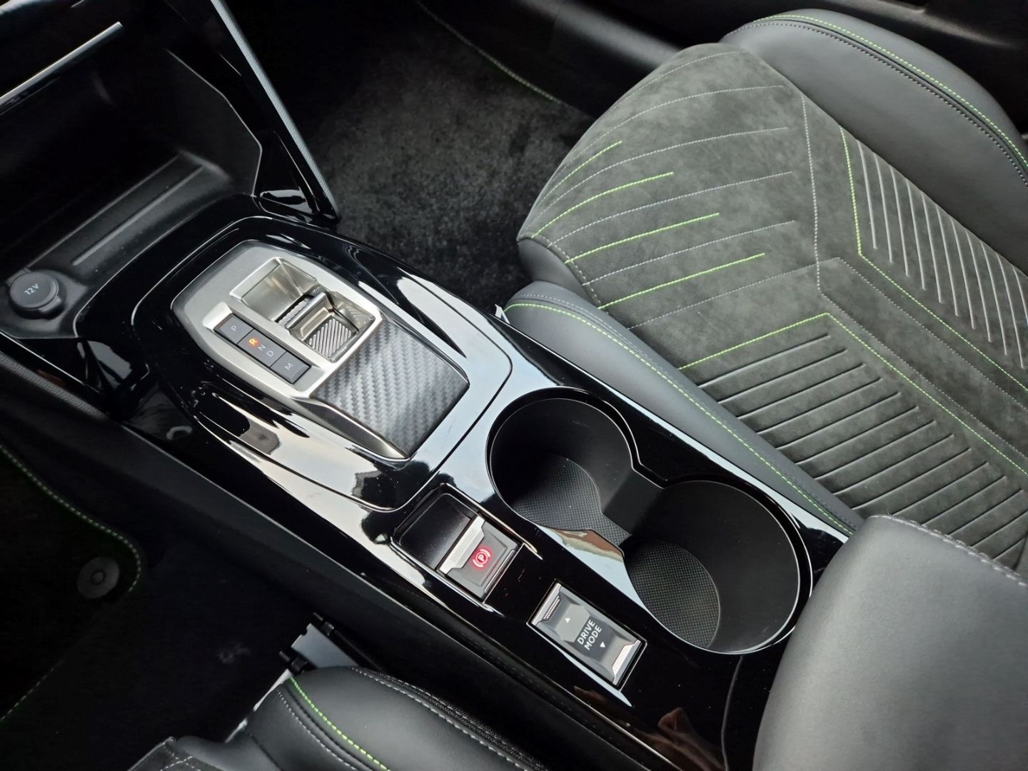 Peugeot 208 - Bild 21