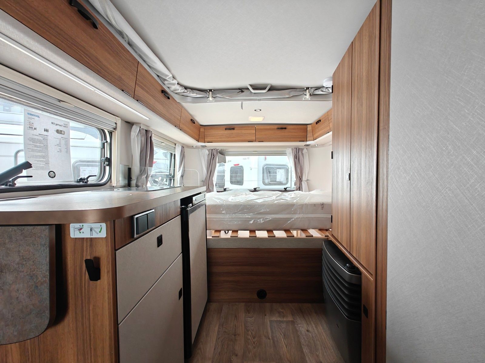 Fahrzeugabbildung HYMER / ERIBA / HYMERCAR Touring 530 Legend - JETZT 6.349€ SPAREN !!!