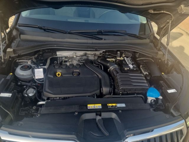 Fahrzeugabbildung SKODA Kodiaq 1.5 TSI DSG Clever NAVI MATRIX-LED