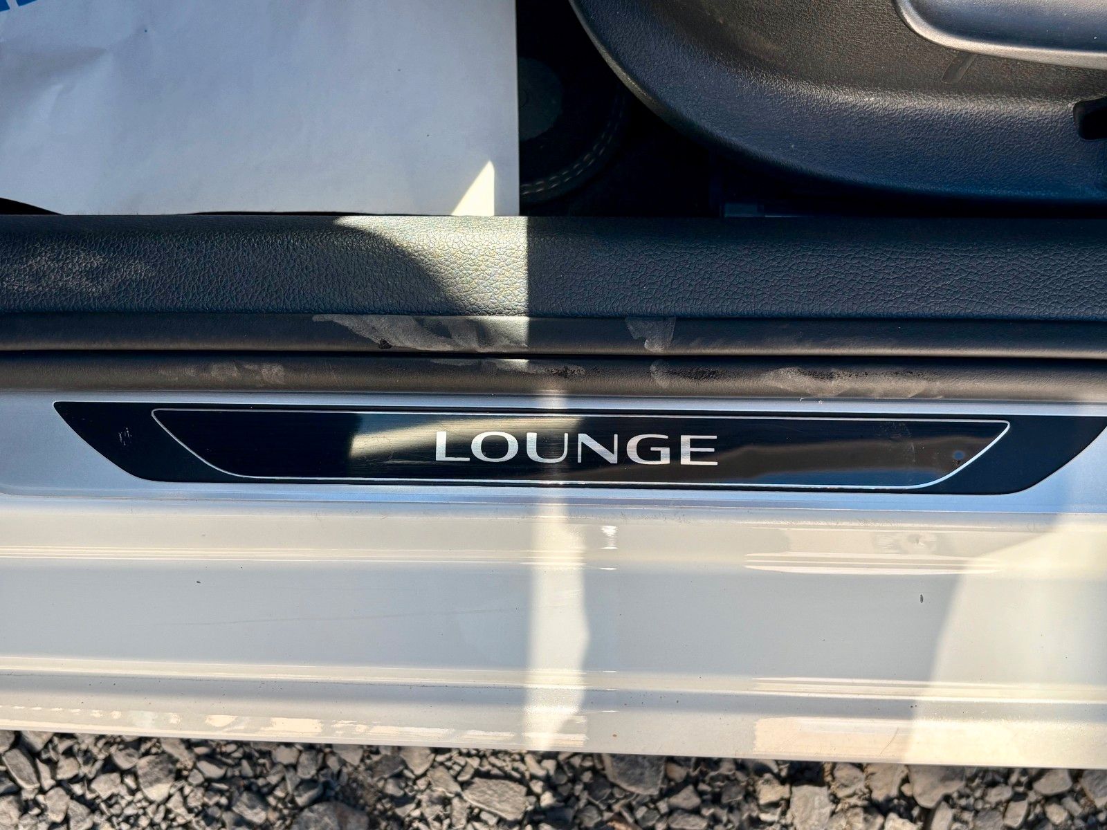 Fahrzeugabbildung Volkswagen Polo V Lounge 1.2 TSI 81kW LED Glasdach PDC Spor