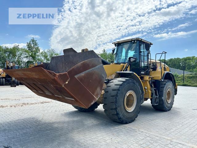CAT 966M