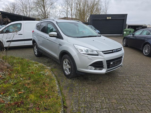 Ford Kuga Titanium 4x4 *Getriebe Fehler*Leder*Navi...