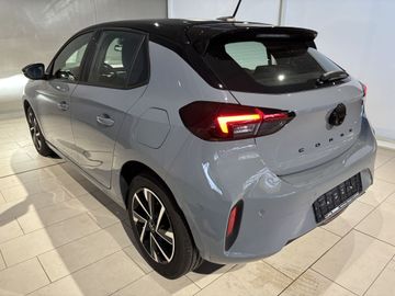 Fotografie 11 des Opel Corsa 1.2 Direct Injection Turbo GS