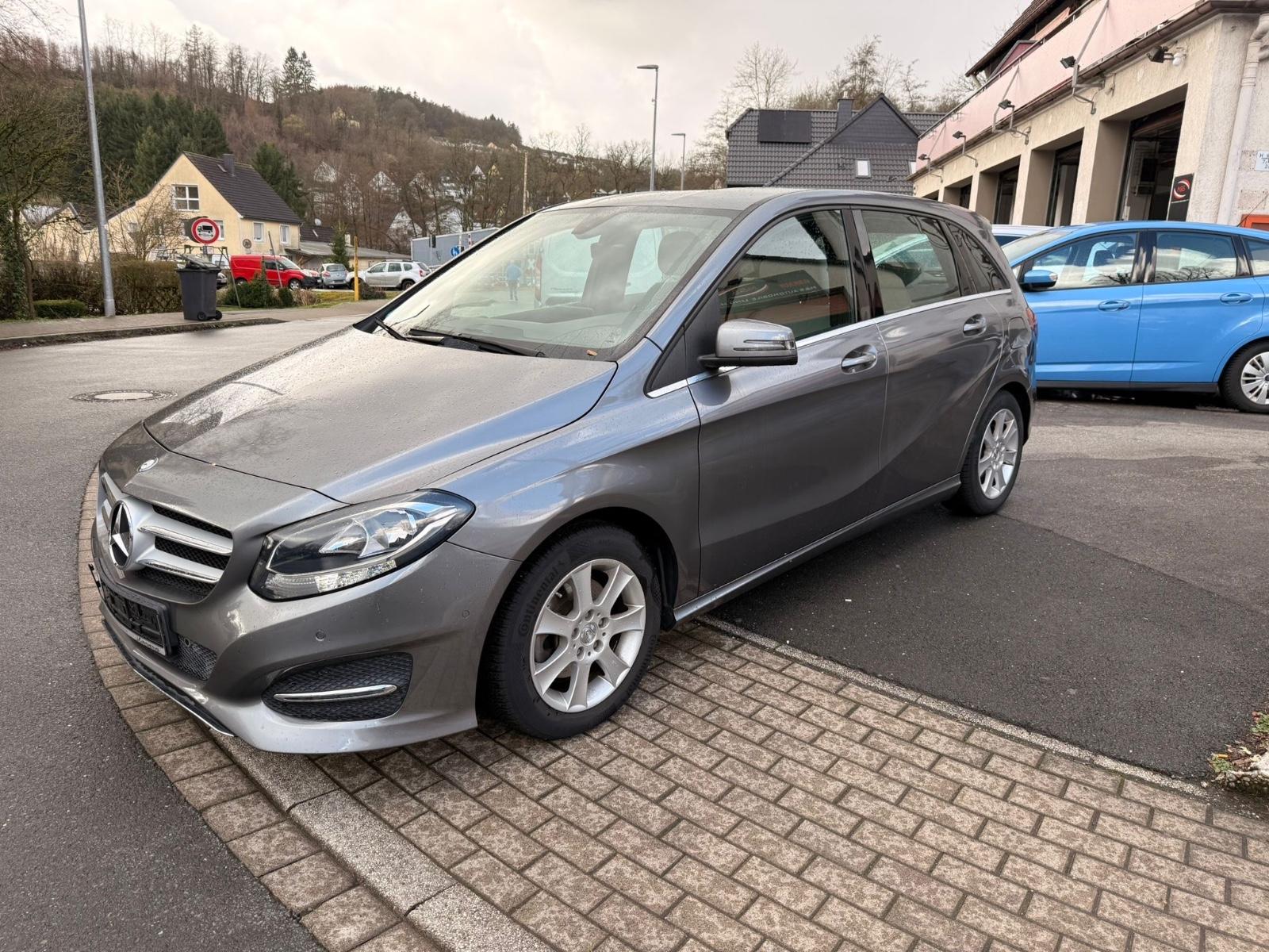 Mercedes-Benz B 200 Automatik.SHZ,T.Leder,PDC,Wenig Km.