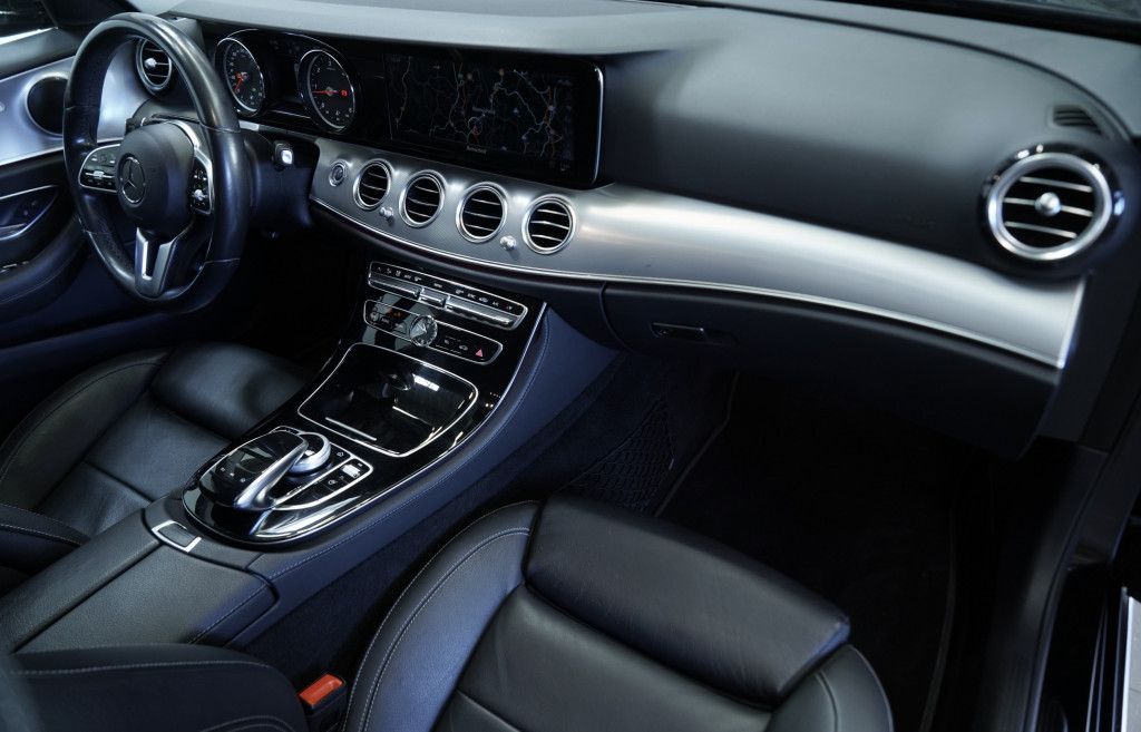 Mercedes Benz E 220